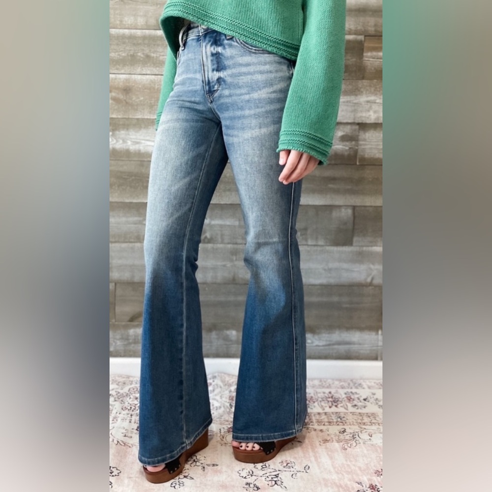 Judy Blue Women's Flare Jeans in Blue